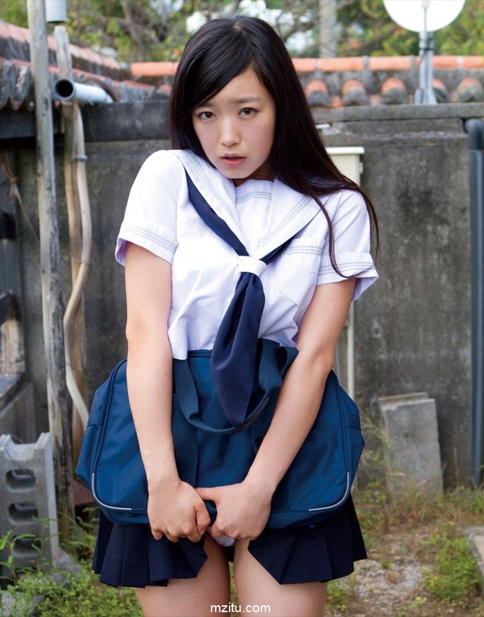 美女佐佐木心音性感写真-草莓街拍