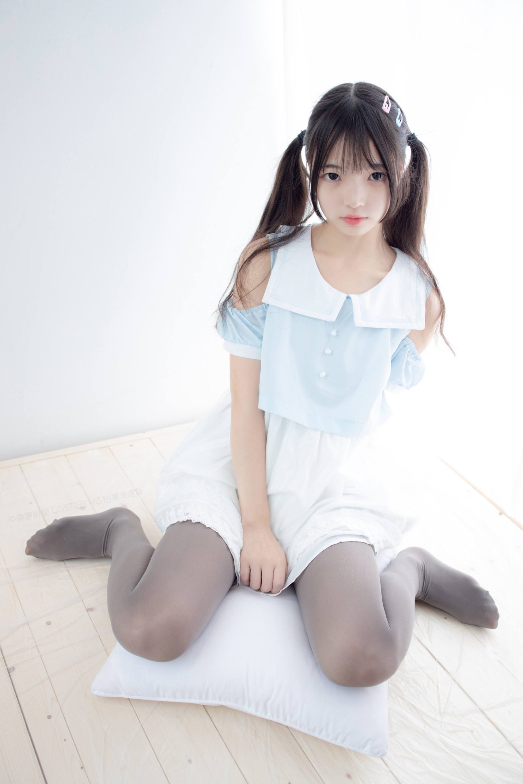图片[5]-超级甜美的灰丝小姑娘【86P】20005-草莓街拍