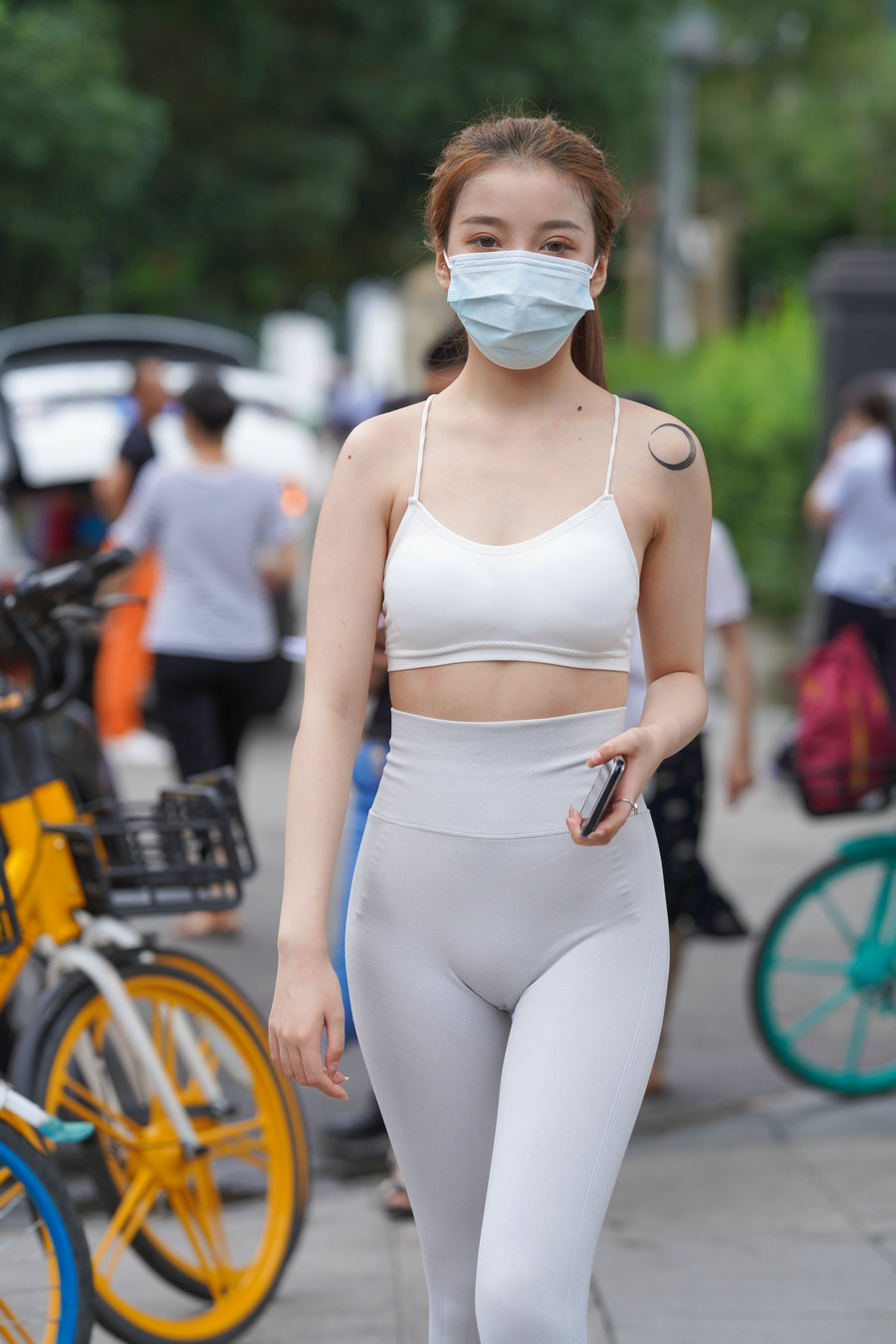 图片[2]-灰色瑜伽裤女孩 J1323 723P4V-17.9GB-草莓街拍
