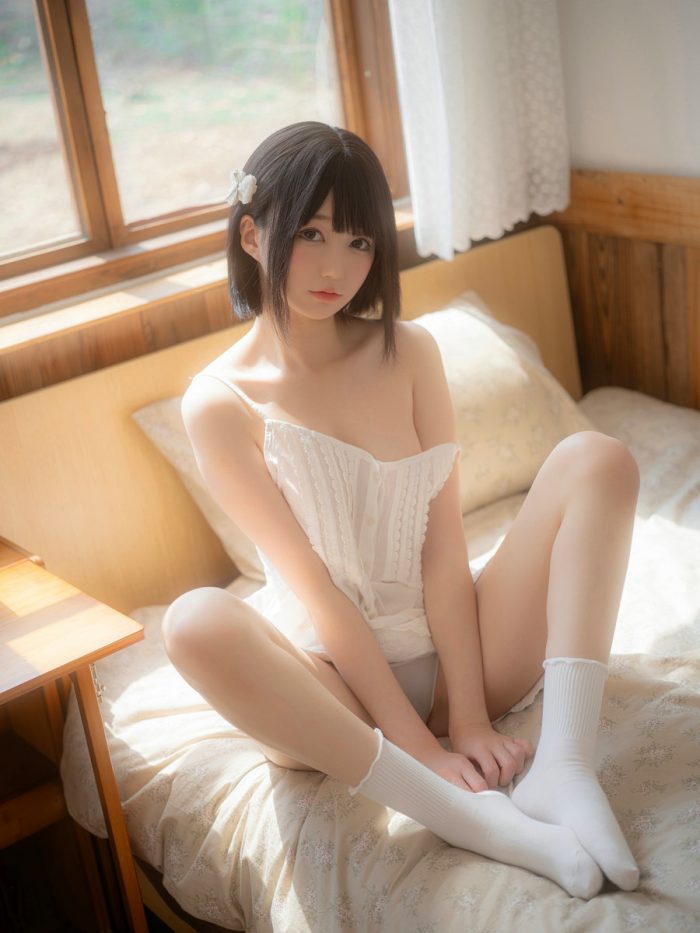 C501073 NAGISA魔物喵 [100P-527MB]-草莓街拍