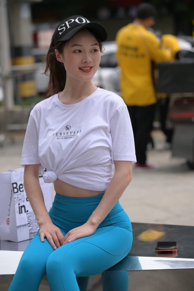 图片[2]-蓝色瑜伽裤阳光女孩J2095 611P1V-21.8GB-草莓街拍