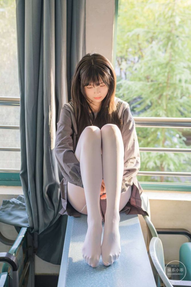 白丝清纯少女真的太可爱了【60P】20001-草莓街拍