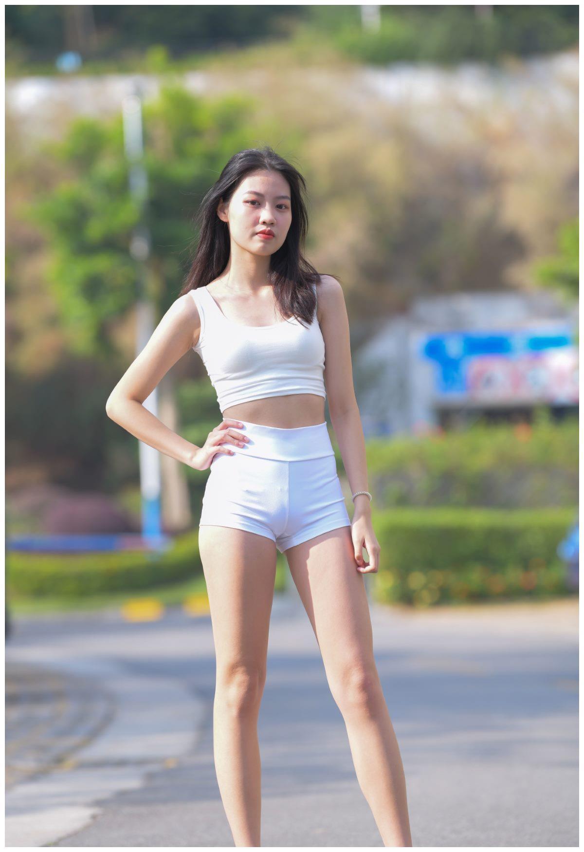 图片[1]-J1120 459P2V-14.8GB-草莓街拍