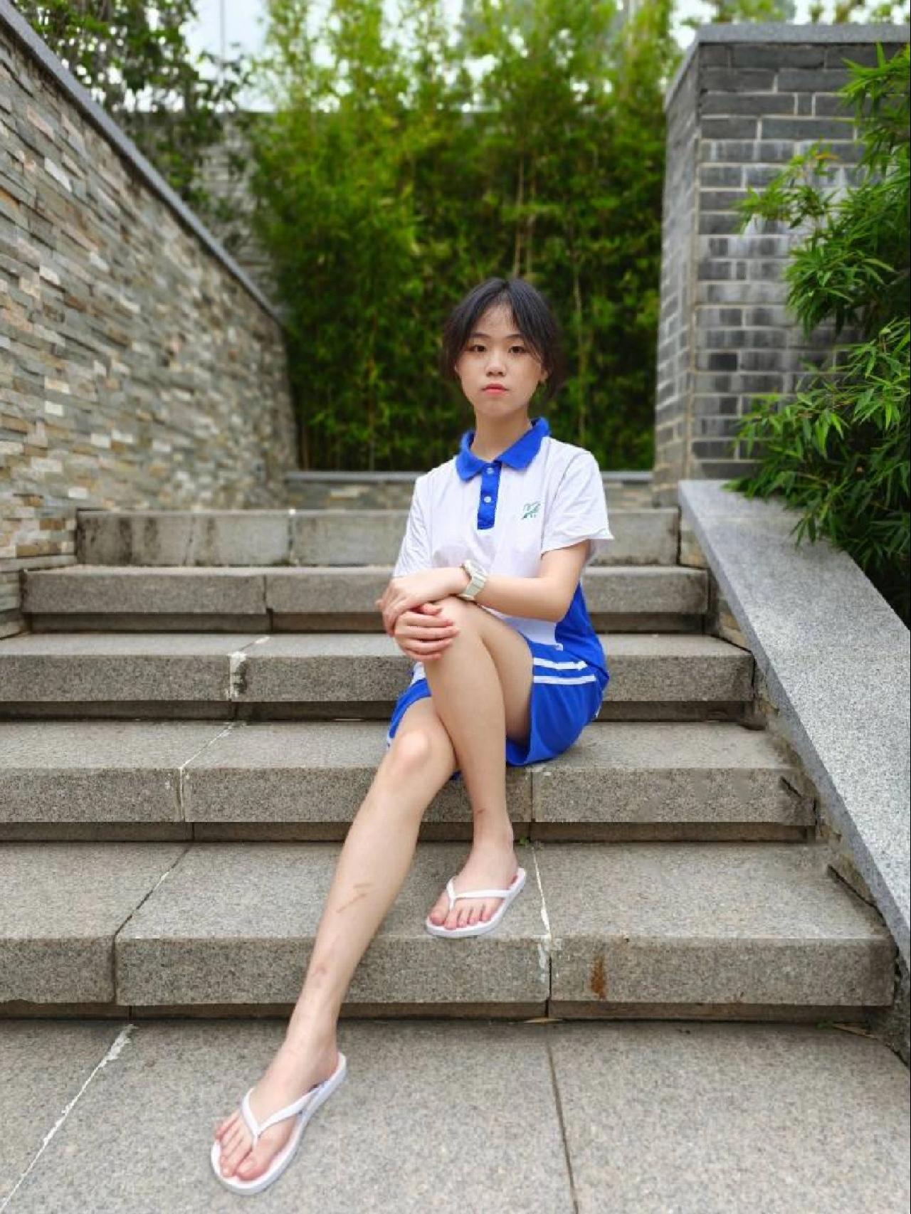 图片[3]-穿校服非常清纯的小姑娘【49P】20003-草莓街拍