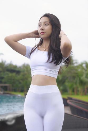 图片[2]-白色瑜伽裤柔情女孩 J1406 554P2V-21.1GB-草莓街拍