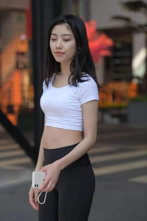 图片[2]-这背景简直太美了 J1412 664P1V-19.4GB-草莓街拍