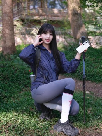 图片[6]-爱爬山的瑜伽裤MM，太甜美了！~-草莓街拍